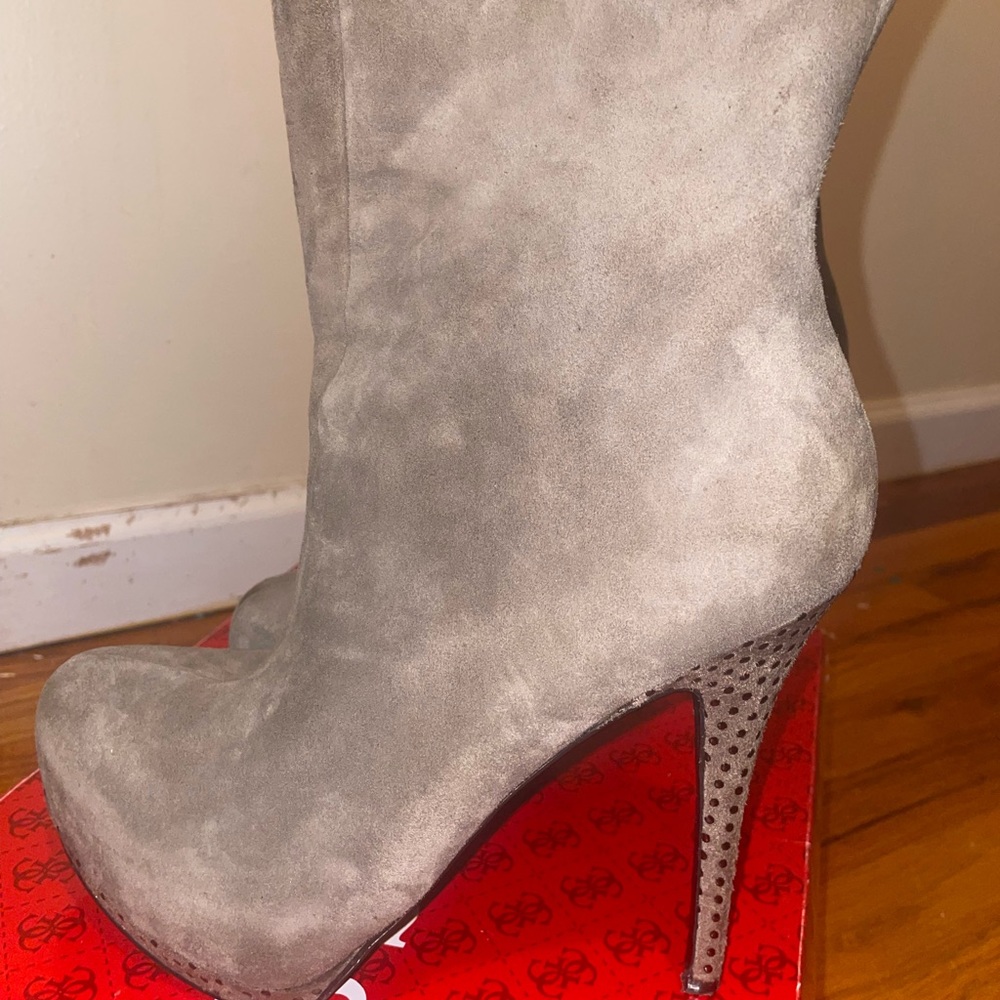 Suede booties in taupe color